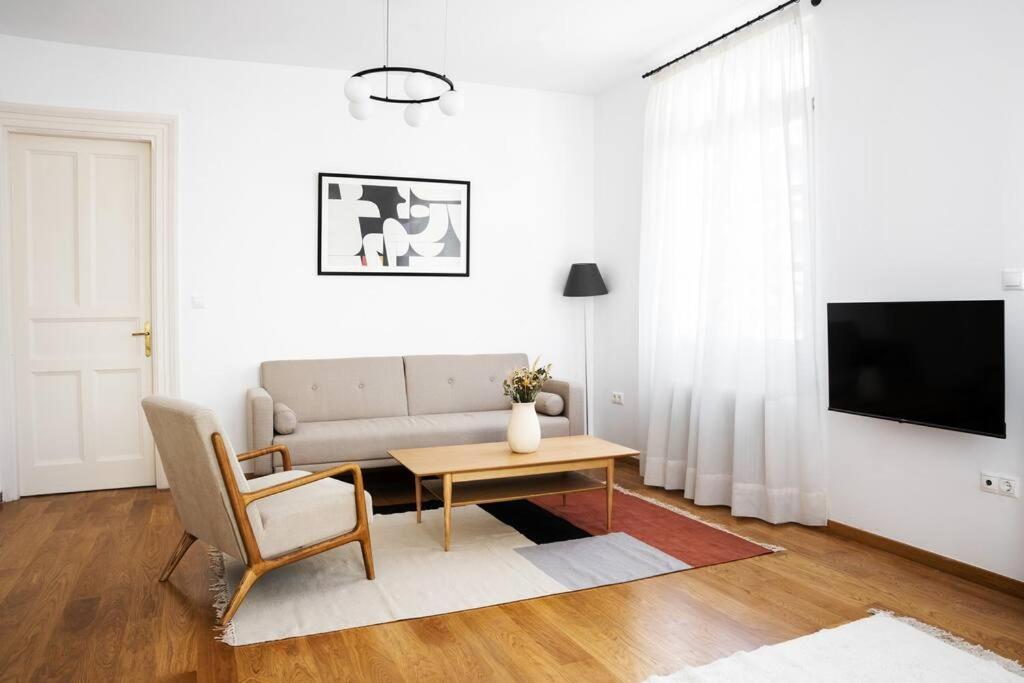 Sofia Sunshine Serenity Salonic Exterior foto